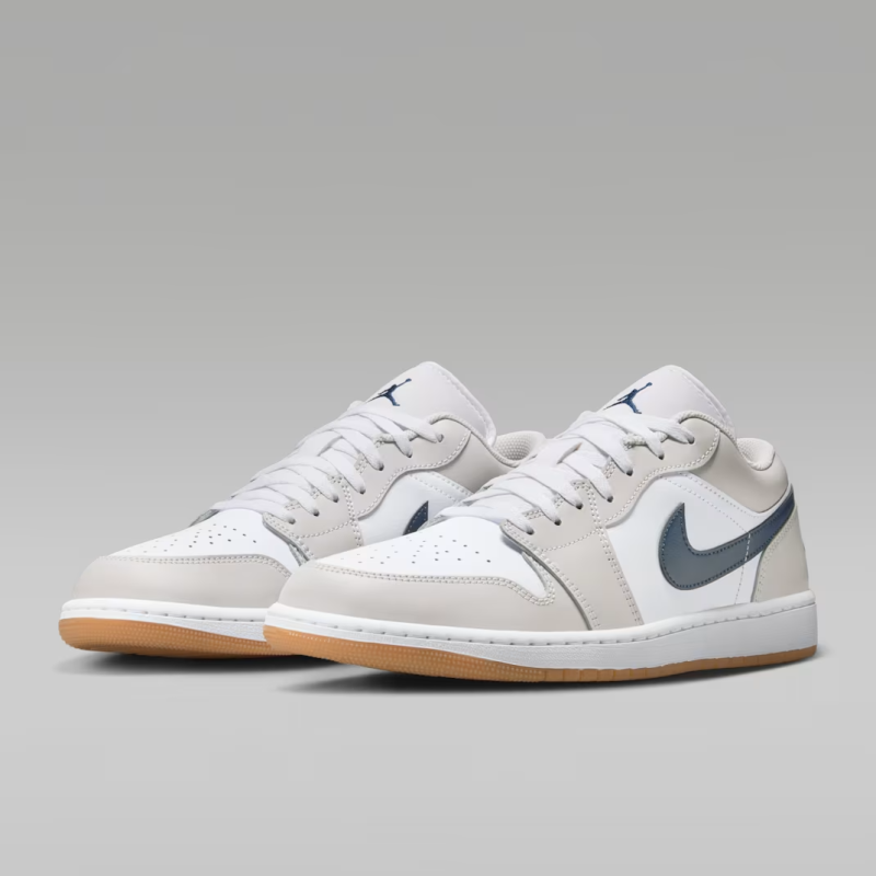 Air Jordan 1 Low Men's Shoes 553558-146