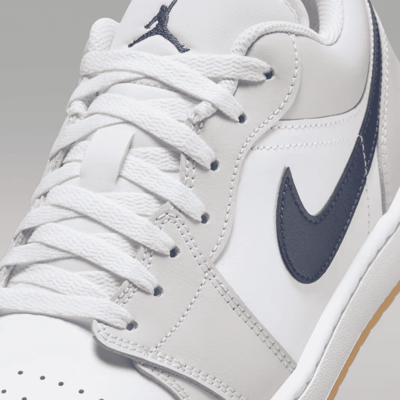Air Jordan 1 Low Men's Shoes 553558-146