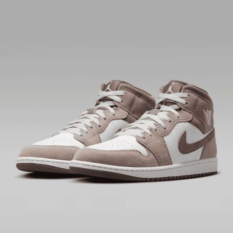 Air Jordan 1 Mid Men's Shoes DQ8426-003