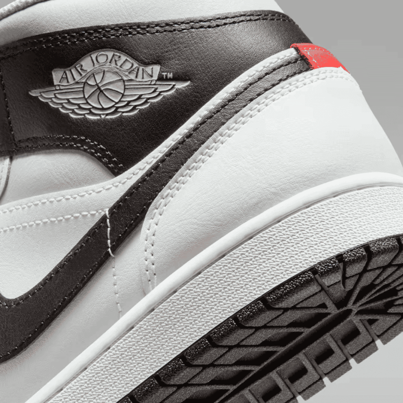 Air Jordan 1 Mid Men's Shoes DQ8426-109